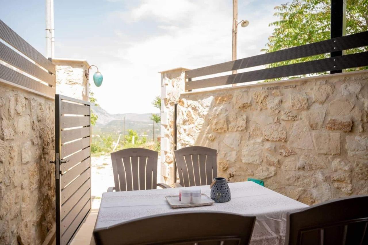 Chalet Dioni Stone House Petrokefalo