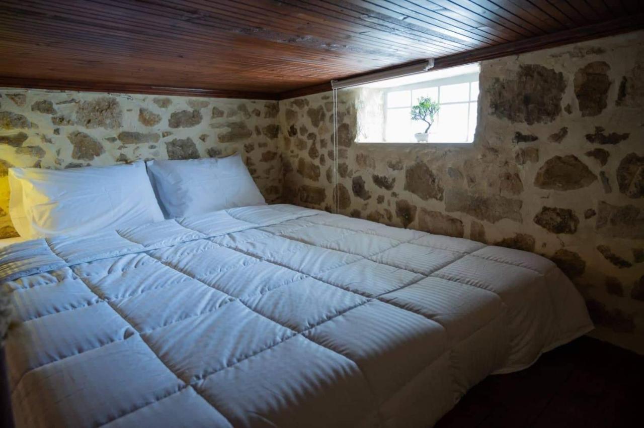 Dioni Stone House * Petrokefalo